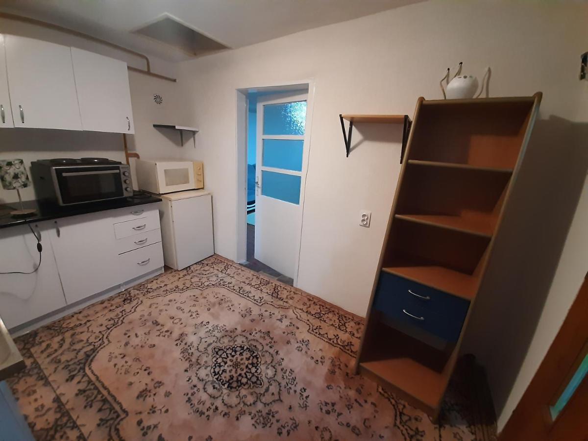 Apartment Sprat Kuce *